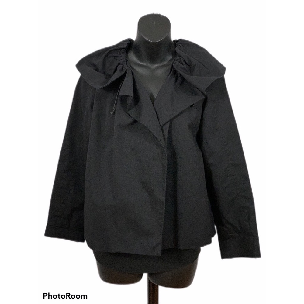 EUC Simply Vera Wang Black Jacket!